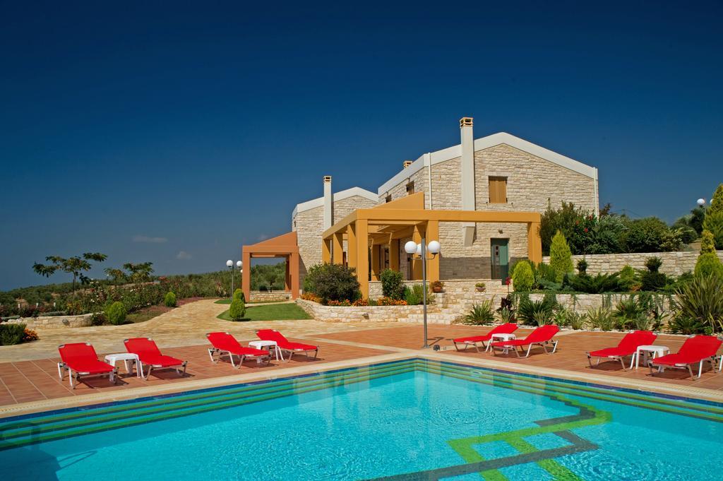 Enastron Villas Kyparissia Exterior photo